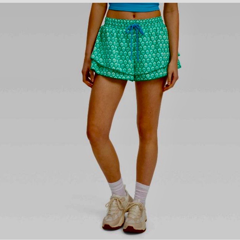 Roller Rabbit Green Patterned Athletic Shorts NWT - image 1